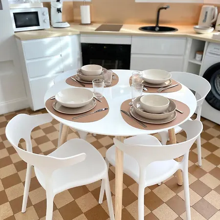 Calme & Cosy Signature A 10 Min De La Gare Apartmán *